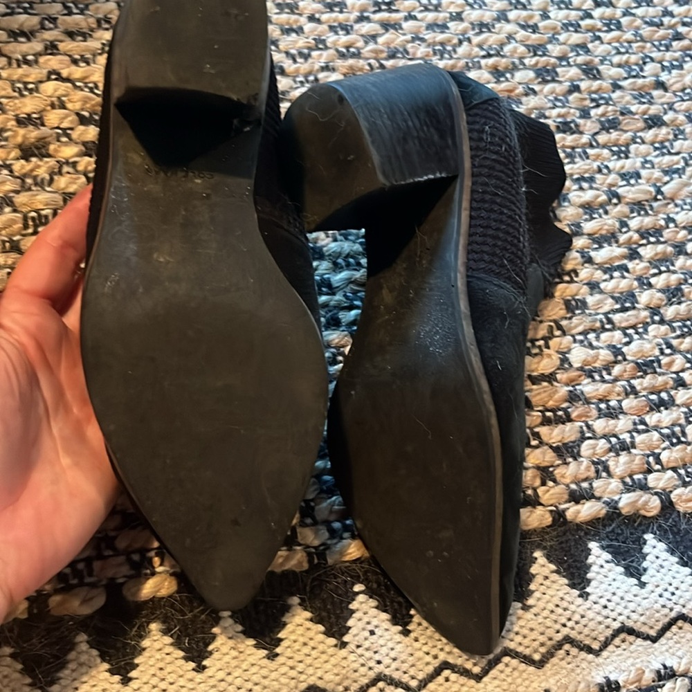 Cole Haan Maggie Black Textured suede Ankle Booties Sz 8.5 - Picture 7 of 8